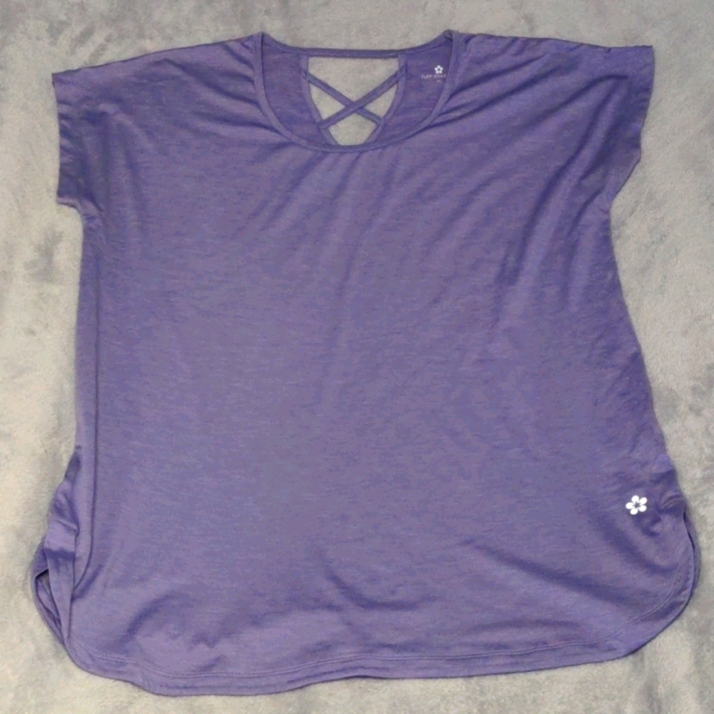 Athletic shirt
